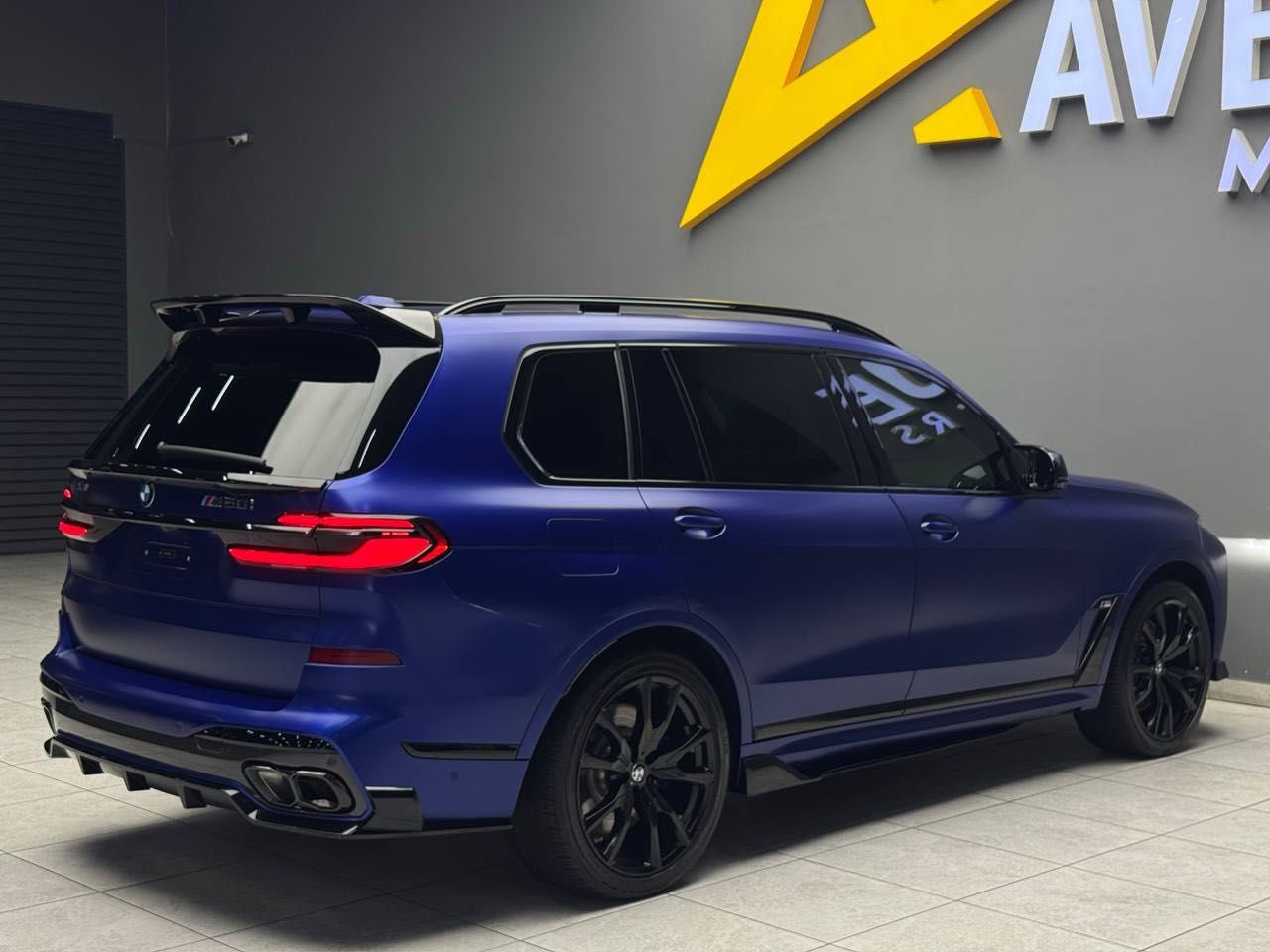 Продается BMW X7 M60i