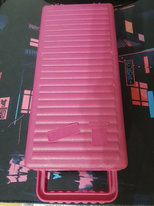 Casete TDK SA TYPEII 90 + cutie de depozitare pentru 12 casete