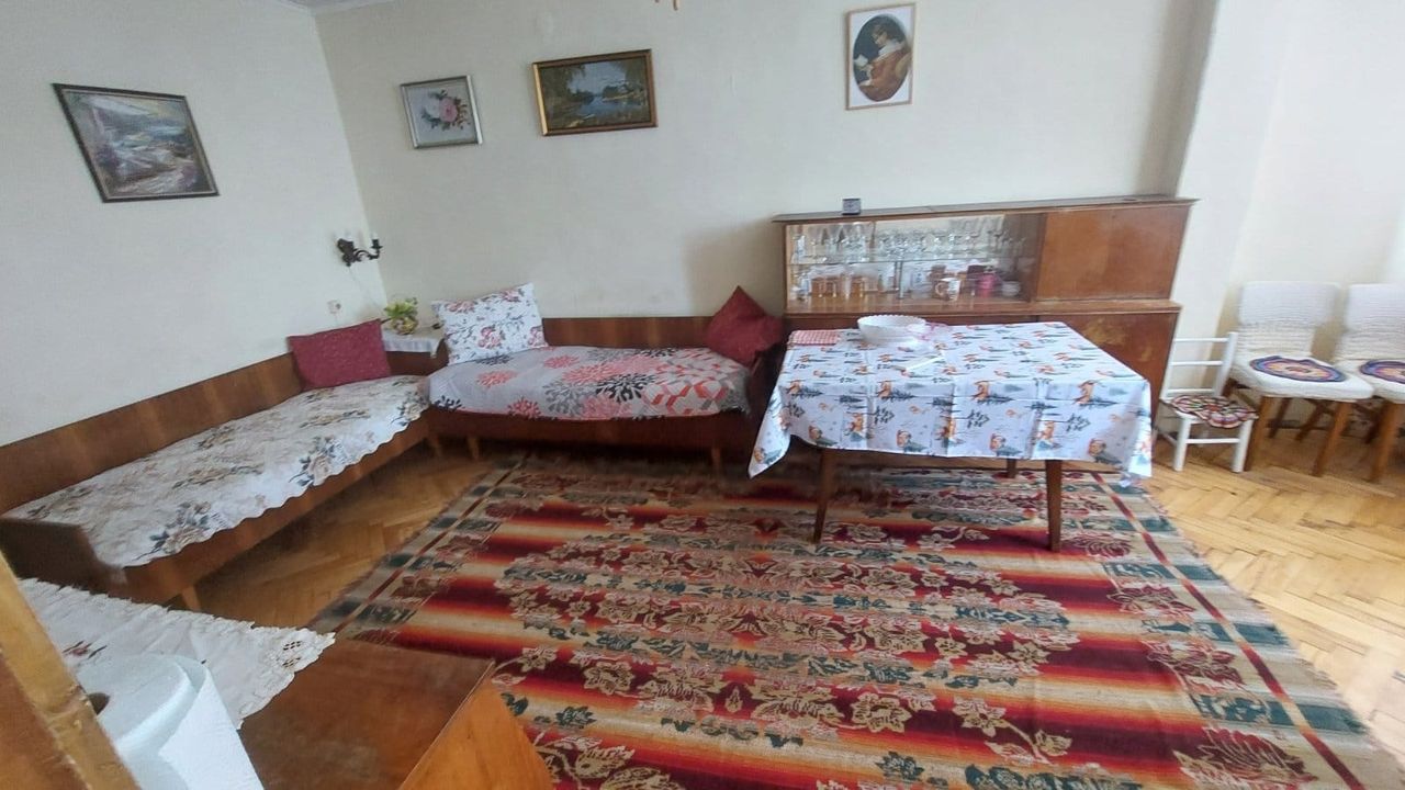 Дава се под наем Едностаен апартамент в Панагюрище - 56 кв.м за 204 € - Снимка #16