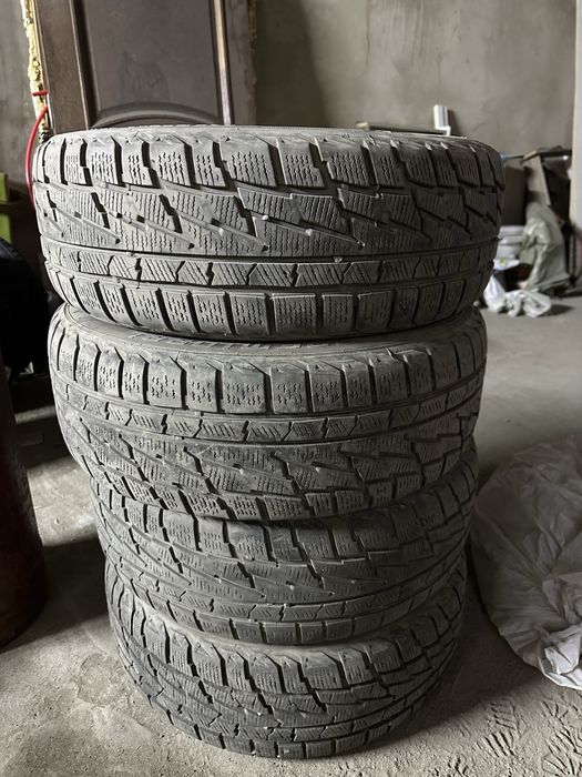 Шины 4шт в хорошем состояние