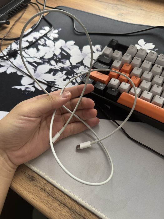 Зарядка Айфой lightning, только провод