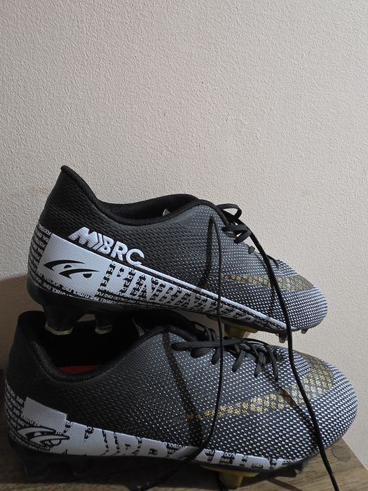 Ghete fotbal -Mărimea 41