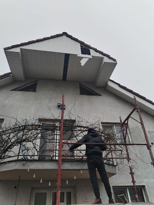 Hidro Izolatii/Refaceri Acoperisuri Vechi /