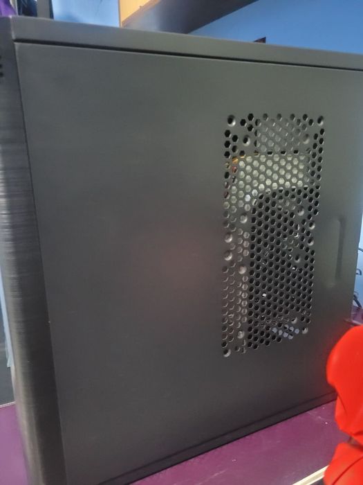 КОМПЬЮТЕР не дорогой полный комплект