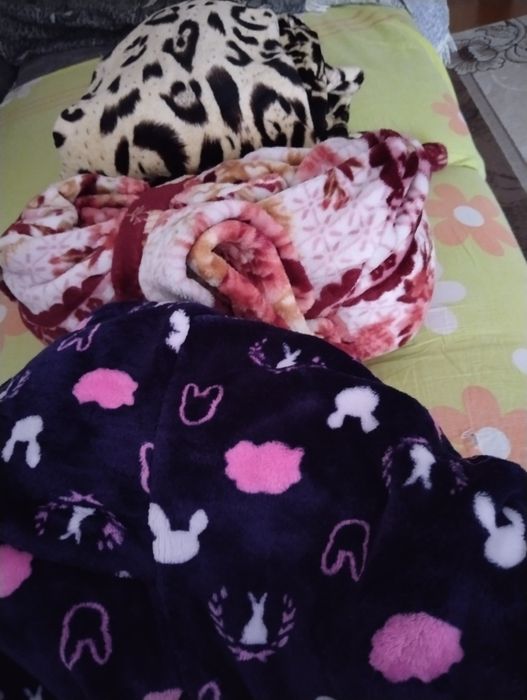 Продам теплые, домашнии вещи.