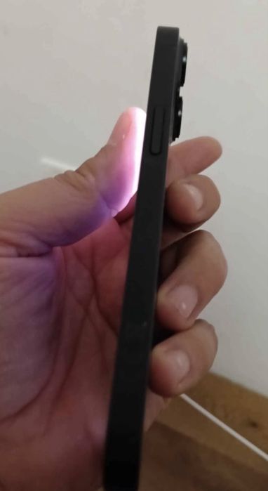 Vand iphone 14,128 gb