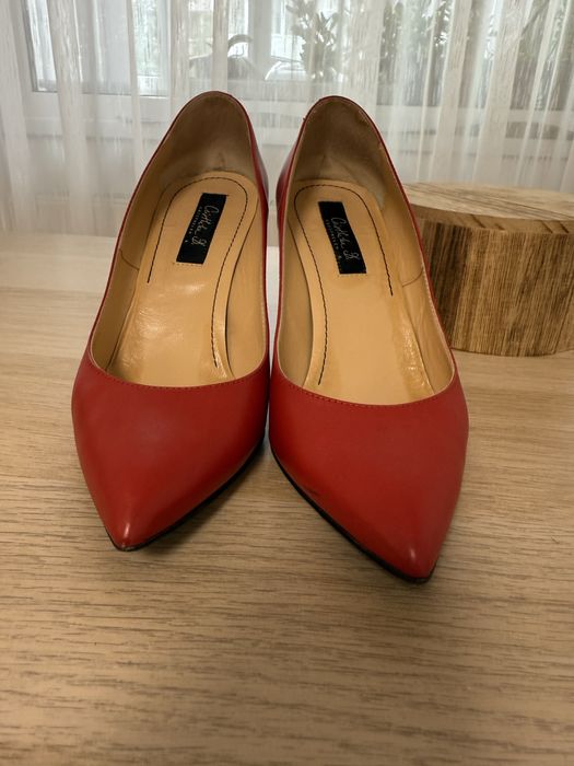 Pantofi cu toc (dama) - din piele - marimea 37