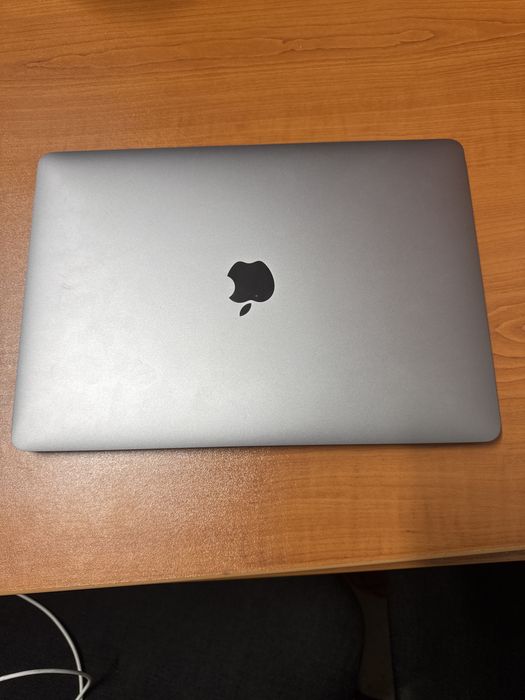 Apple PacBook Pro 1.4GHz Quad-Core Intel Core i5