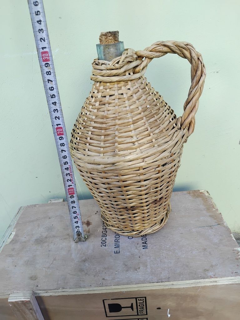 Стъклена дамаджана