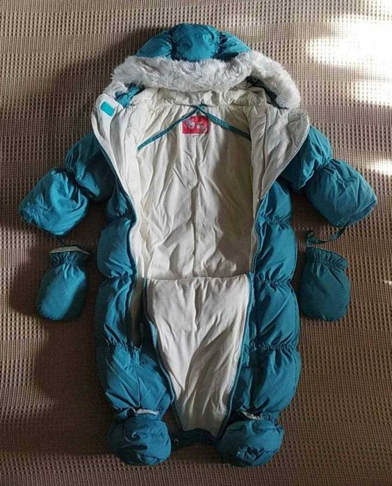 Детский комбинезон(пуховик)