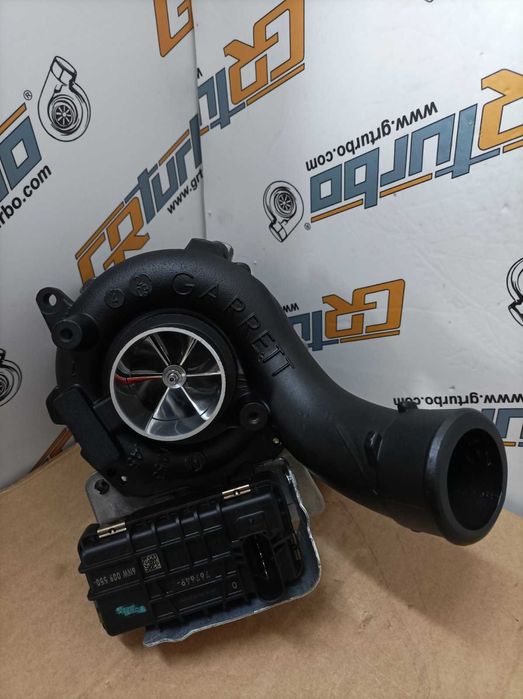 Двоен хибрид на базата на GTB2260VK / 776469:0005 за AUDI