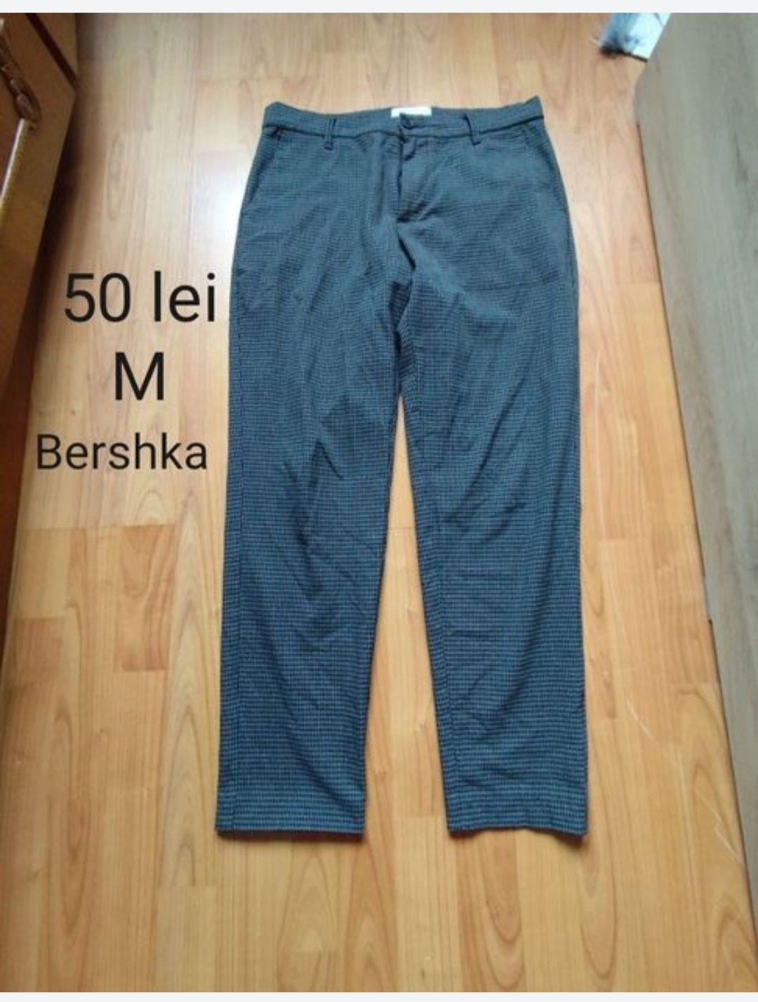 Bershka pantaloni dama M