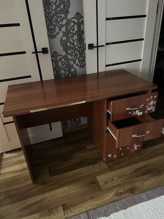 Стол письменный 5000