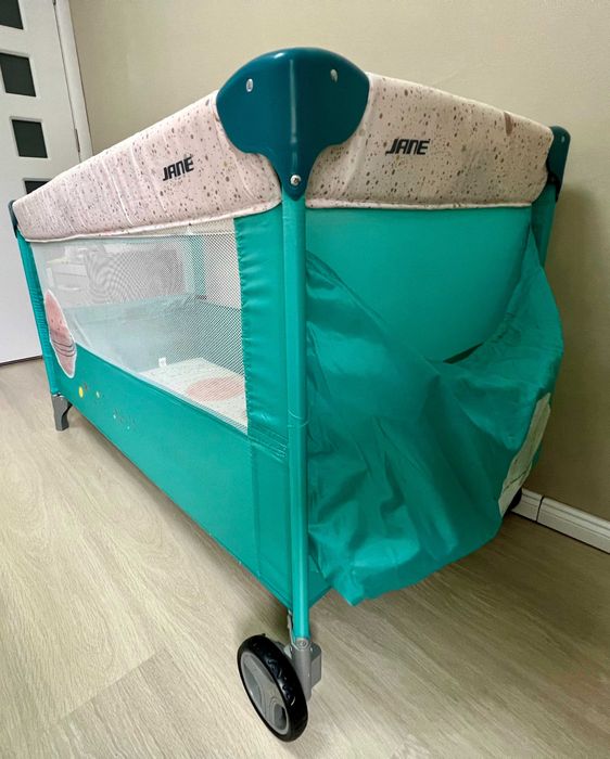 Patut pliabil Jane pentru copii cu 2 nivele + saltea suplimentara