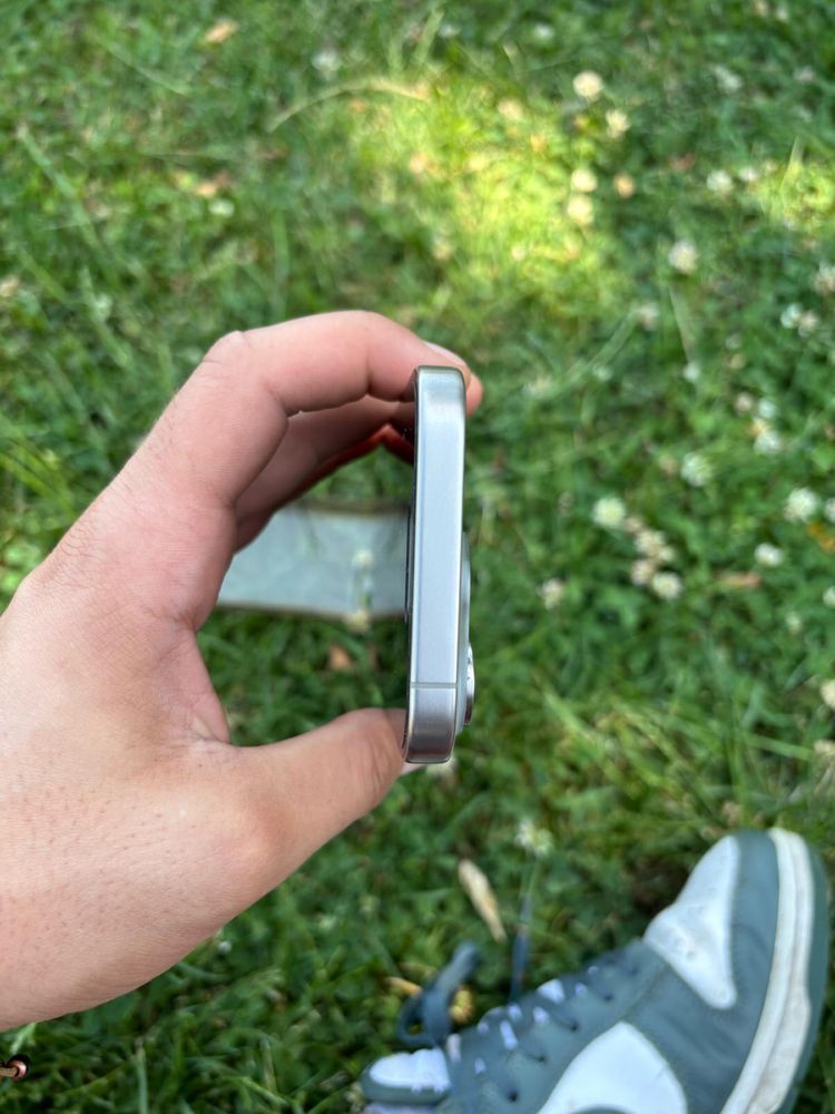 Iphone 15 pro 128 GB