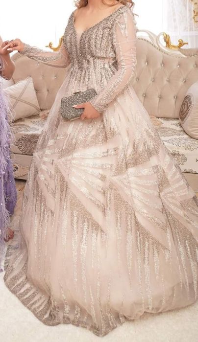 Официална рокля с камъни