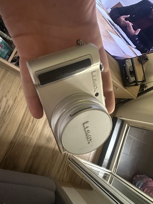 Panasonic Leica LX-3(rar)