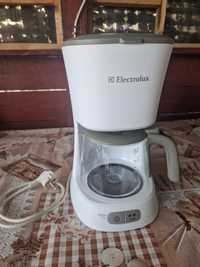 Vând cafetiera Electrolux