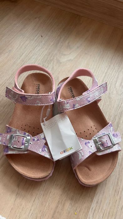 Детски сандали на Geox
