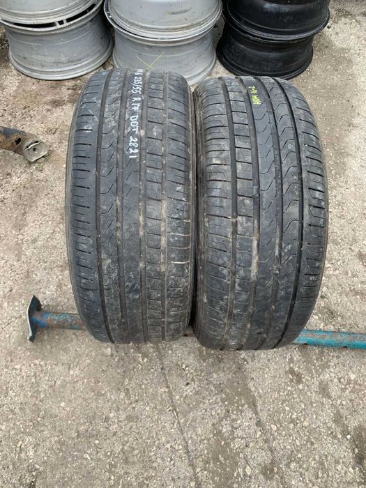 2 бр Летни Гуми Pirelli 235/55 R17 DOT 2821 грайфер 7мм ном 15