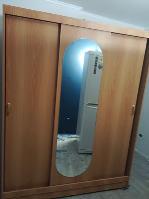 Продам Шкаф-купе в хорошем состоянии СРОЧНО