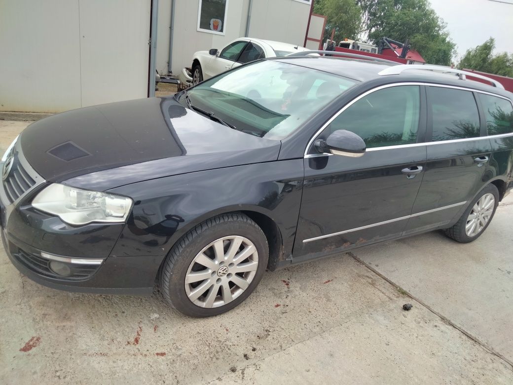 Dezmembrez ce passat B6 break automat 170 cai bmr