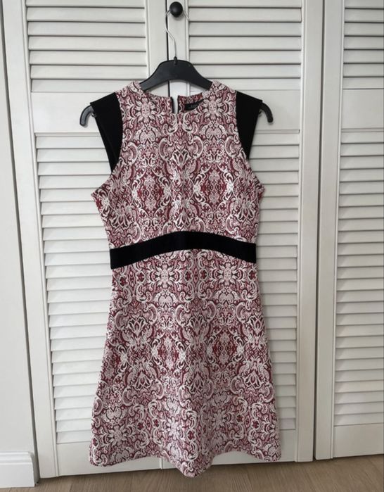 Rochie Zara xs, tesatura jaquard