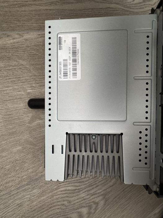 Lada Vesta радио