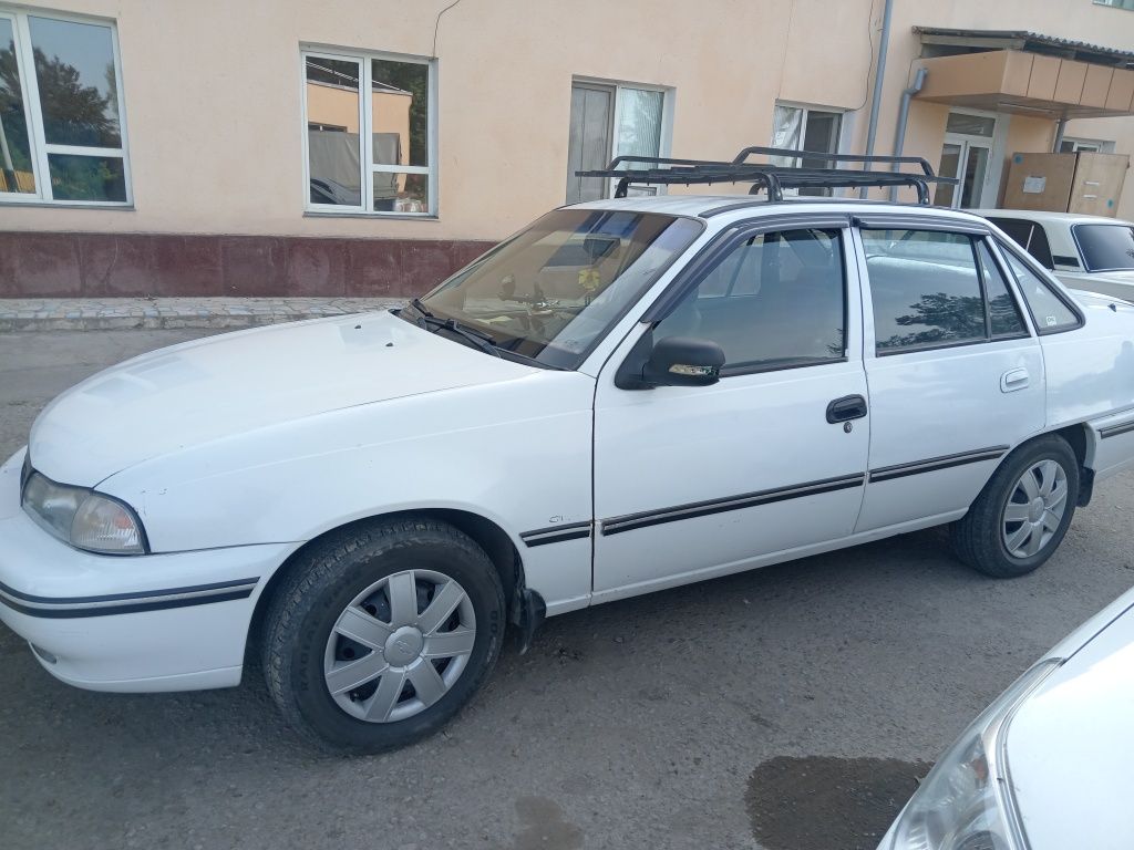 Nexia 1 sons sotiladi