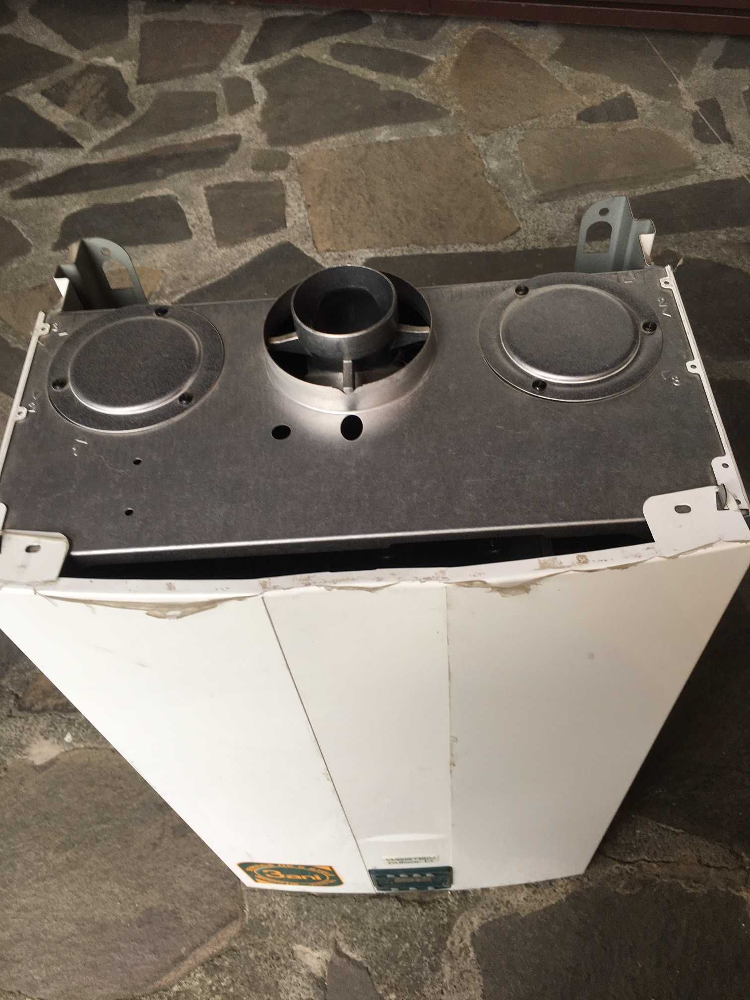Vand carcasa de centrala WESTEN PULSAR D