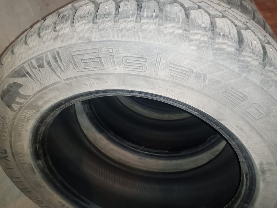 Комплект зимних шин Gislaved