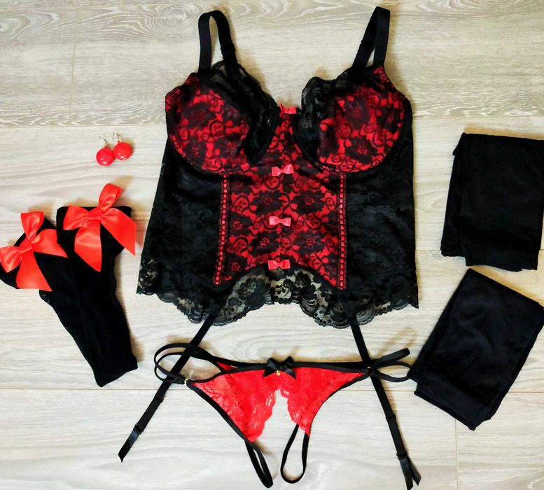 Corset Nou dantelă + accesorii, livrare gratuită