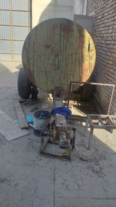 Ёмкость сатылады, 3 тонналык, жагдайы жаксы