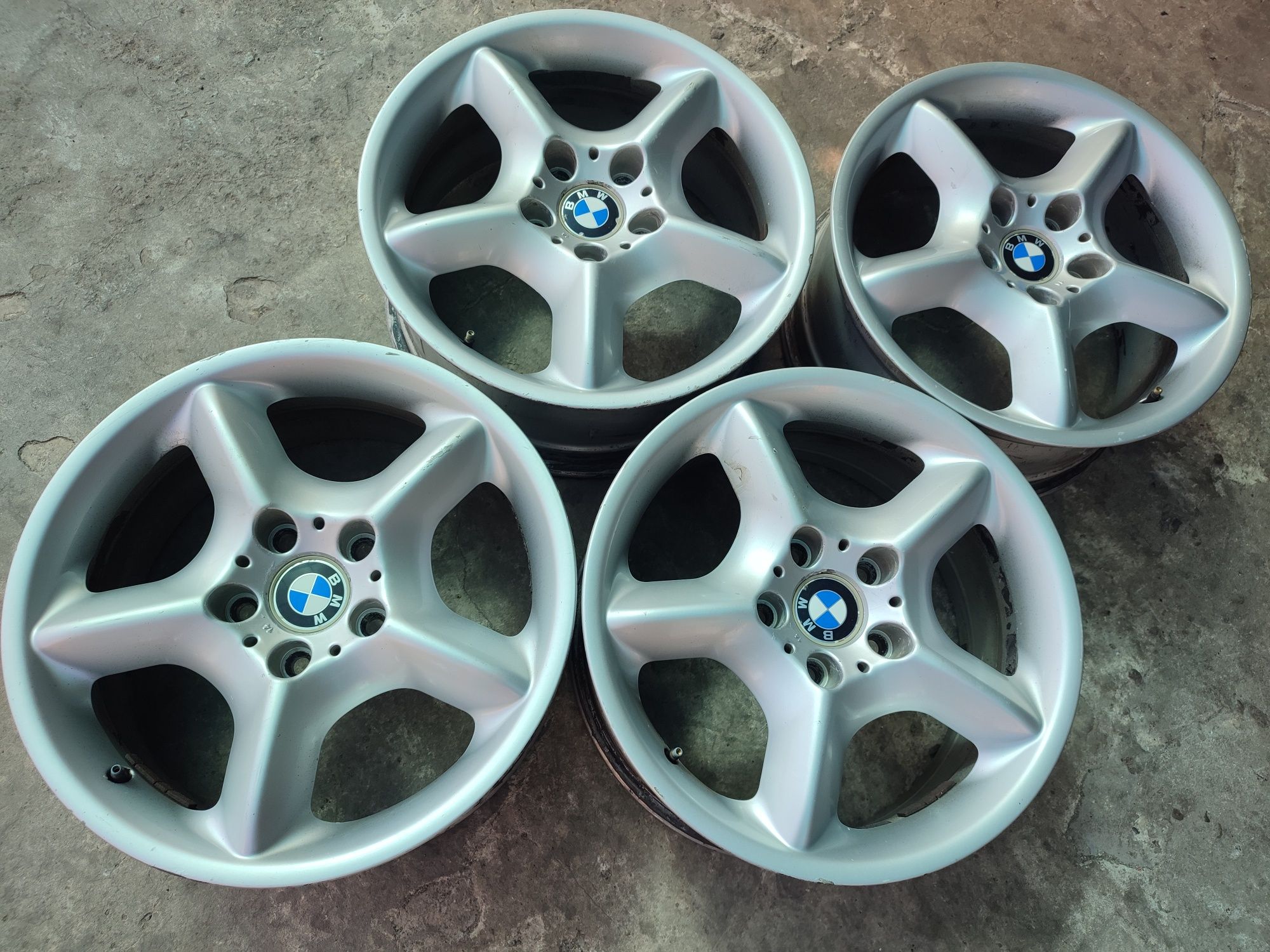 17" оригинални алуминиеви джанти за BMW X3/X5.