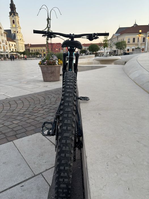 Vand full suspension YT Capra mtb enduro