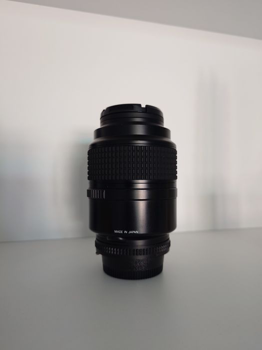 Obiectiv MACRO 1:1 Nikon AF 105mm f/2.8 D Micro - NIKKOR
