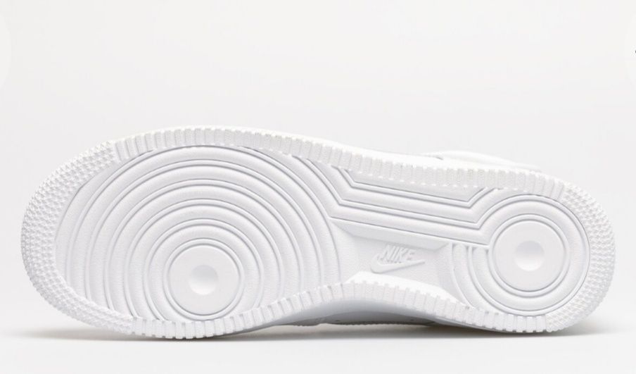 Оригинални кецове на Nike air force 1! Естествена кожа, 38