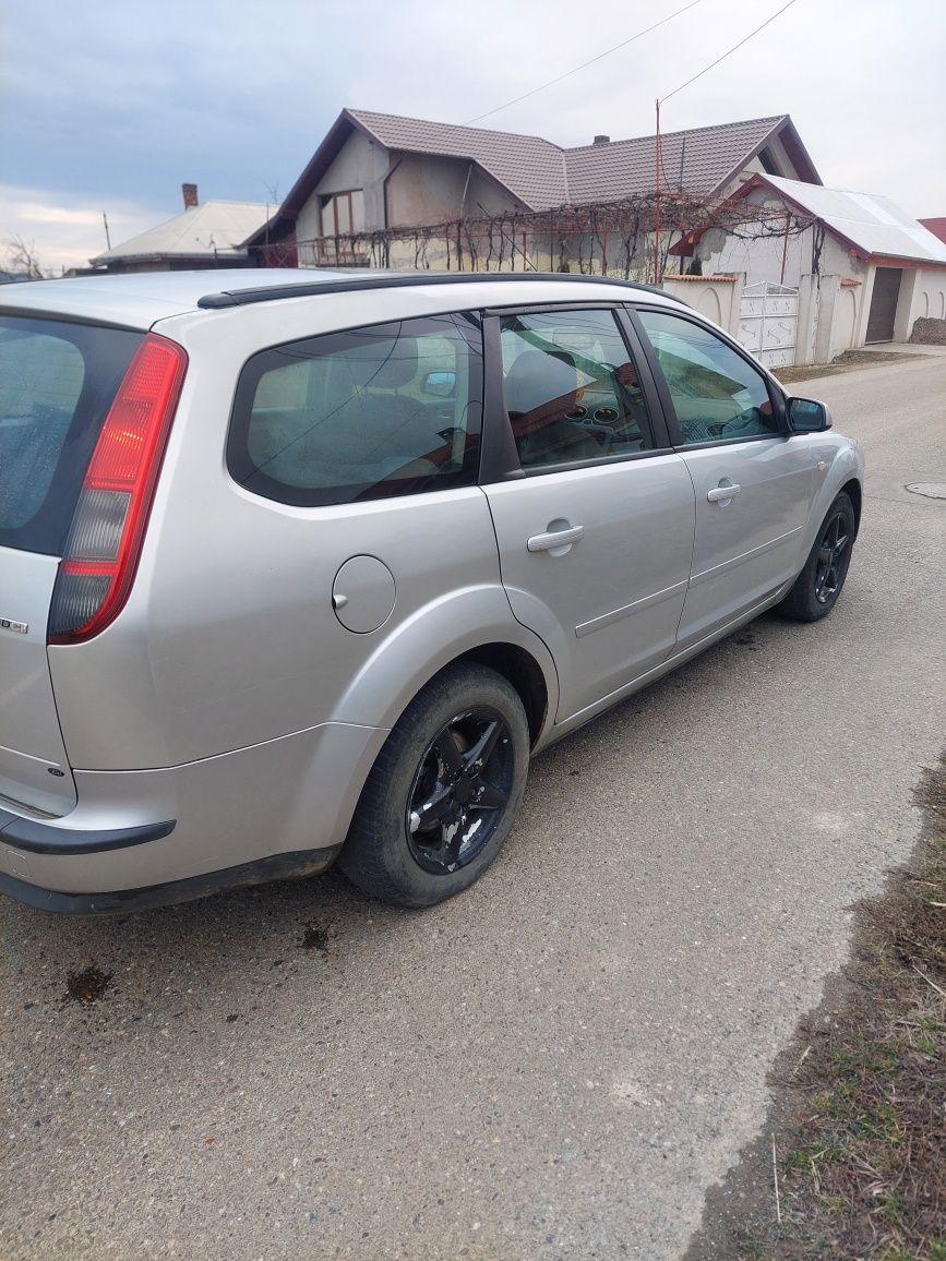 Ford focus 2007 .