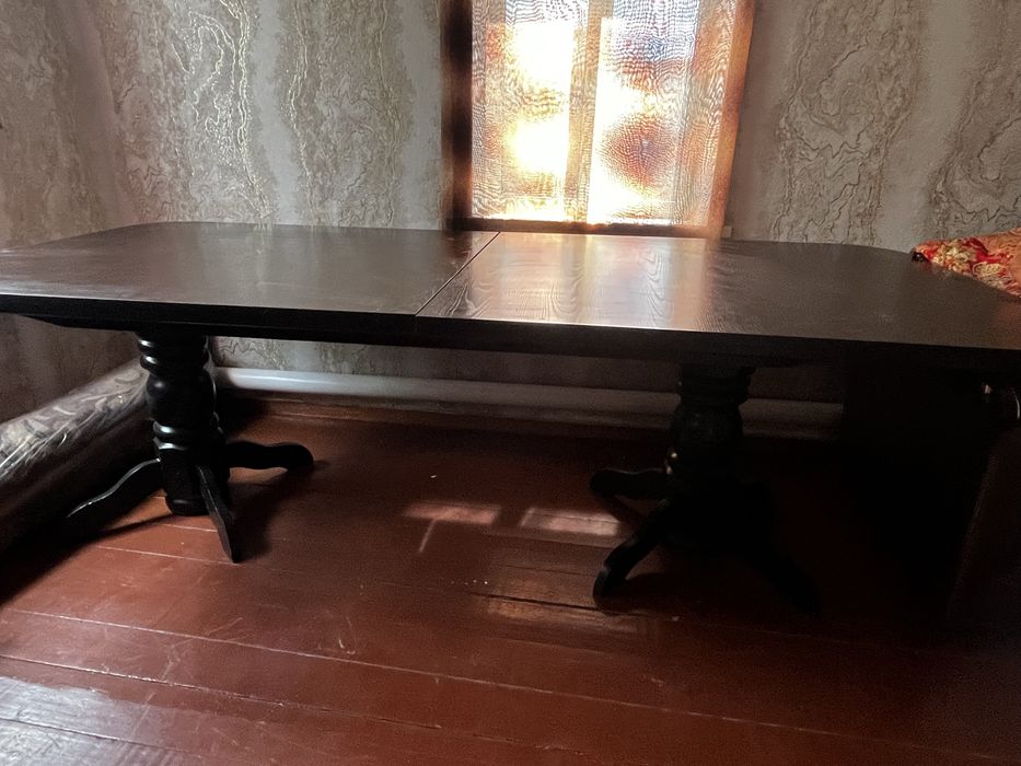 Стол для зала большой