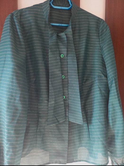 Bluza dama de matase maneca lunga marime 46-48 sau XL stare perfecta