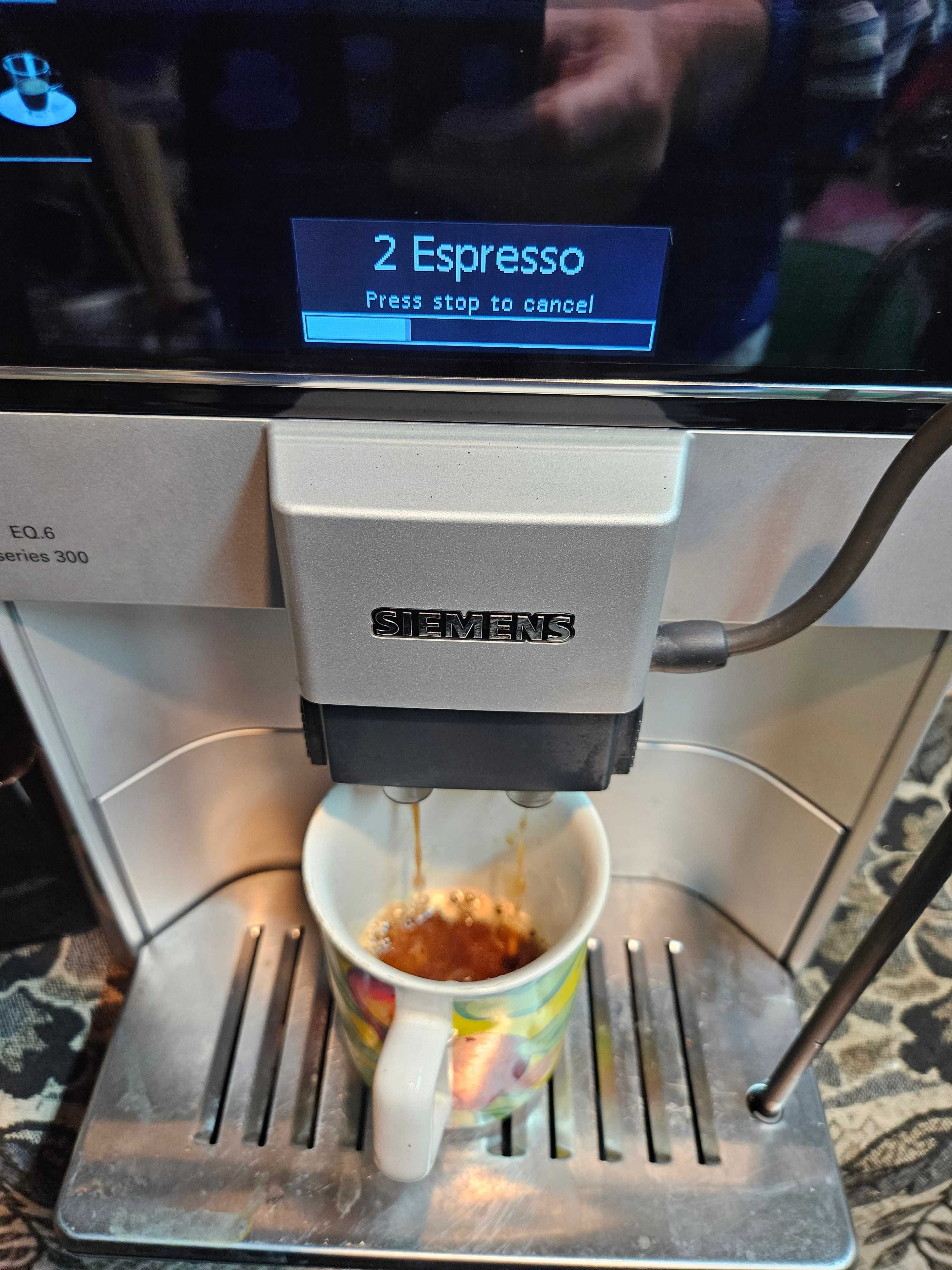 Espressor automat SIEMENS EQ.6 PLUS S300 1500W 1.7L 15BAR