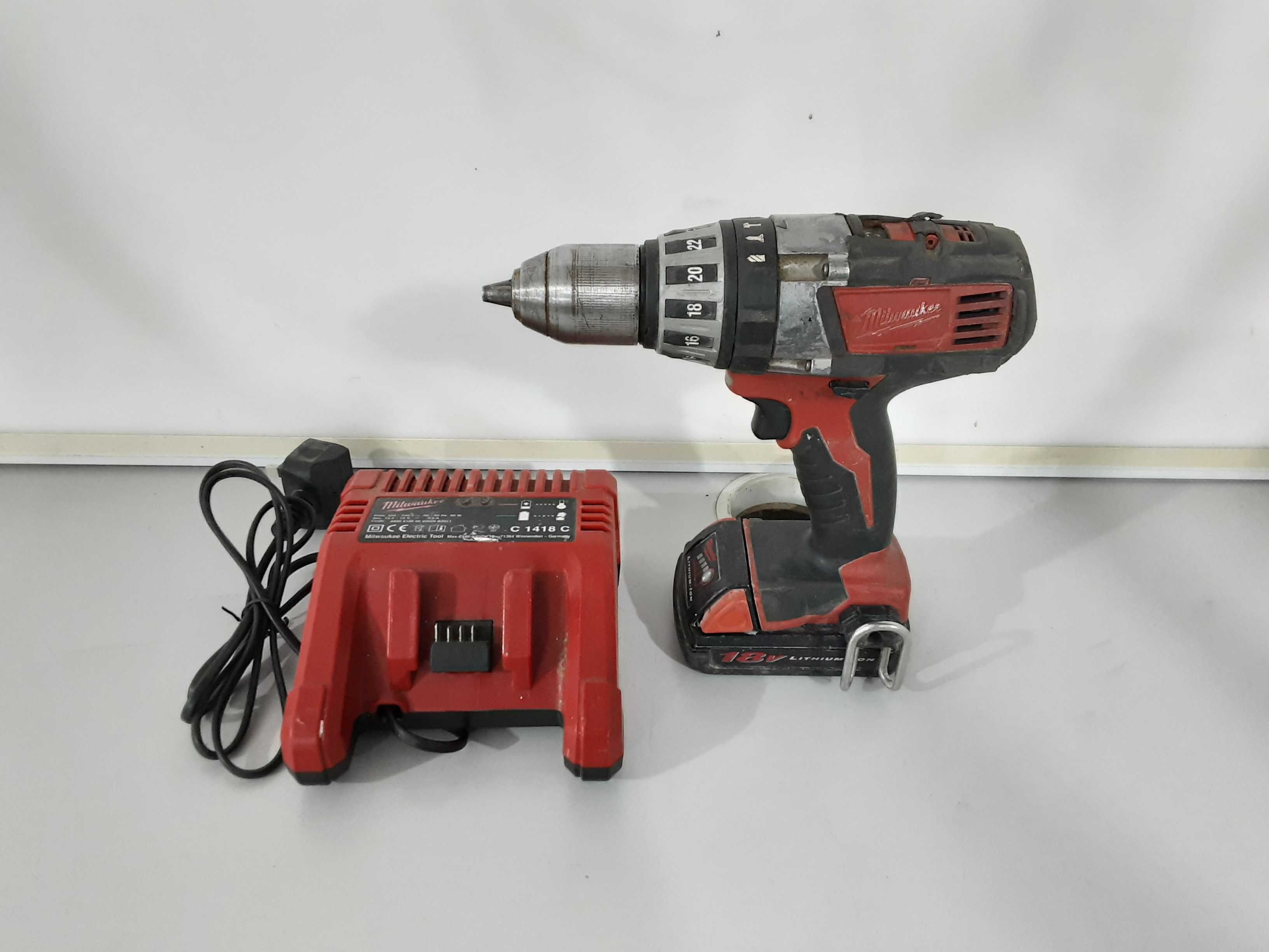 Винтоверт - Milwaukee 18 V / C 18 PD