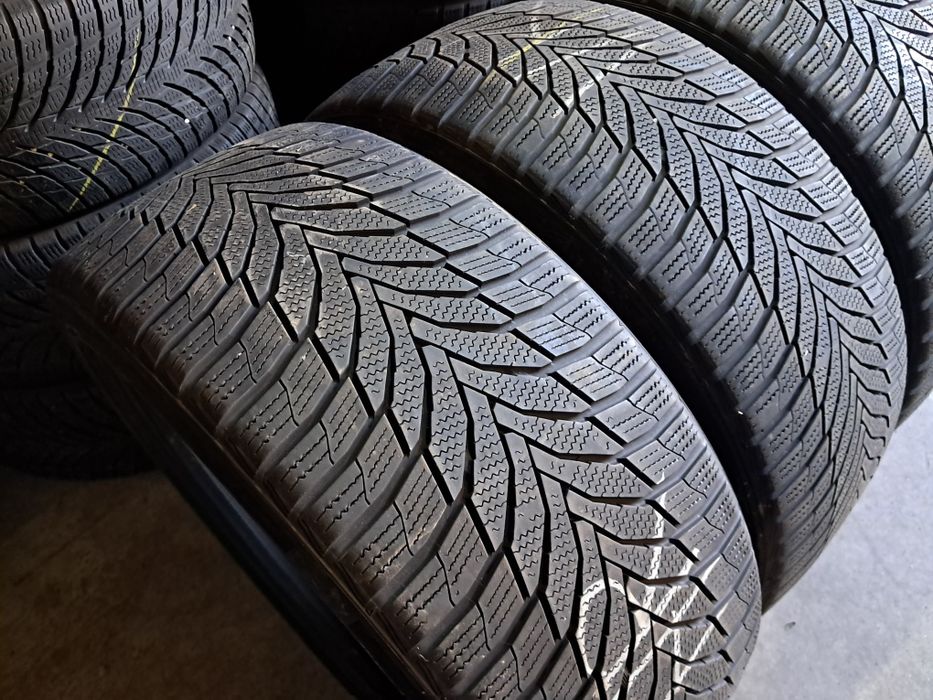 Anvelope second iarna 245 40 R19 Nexen