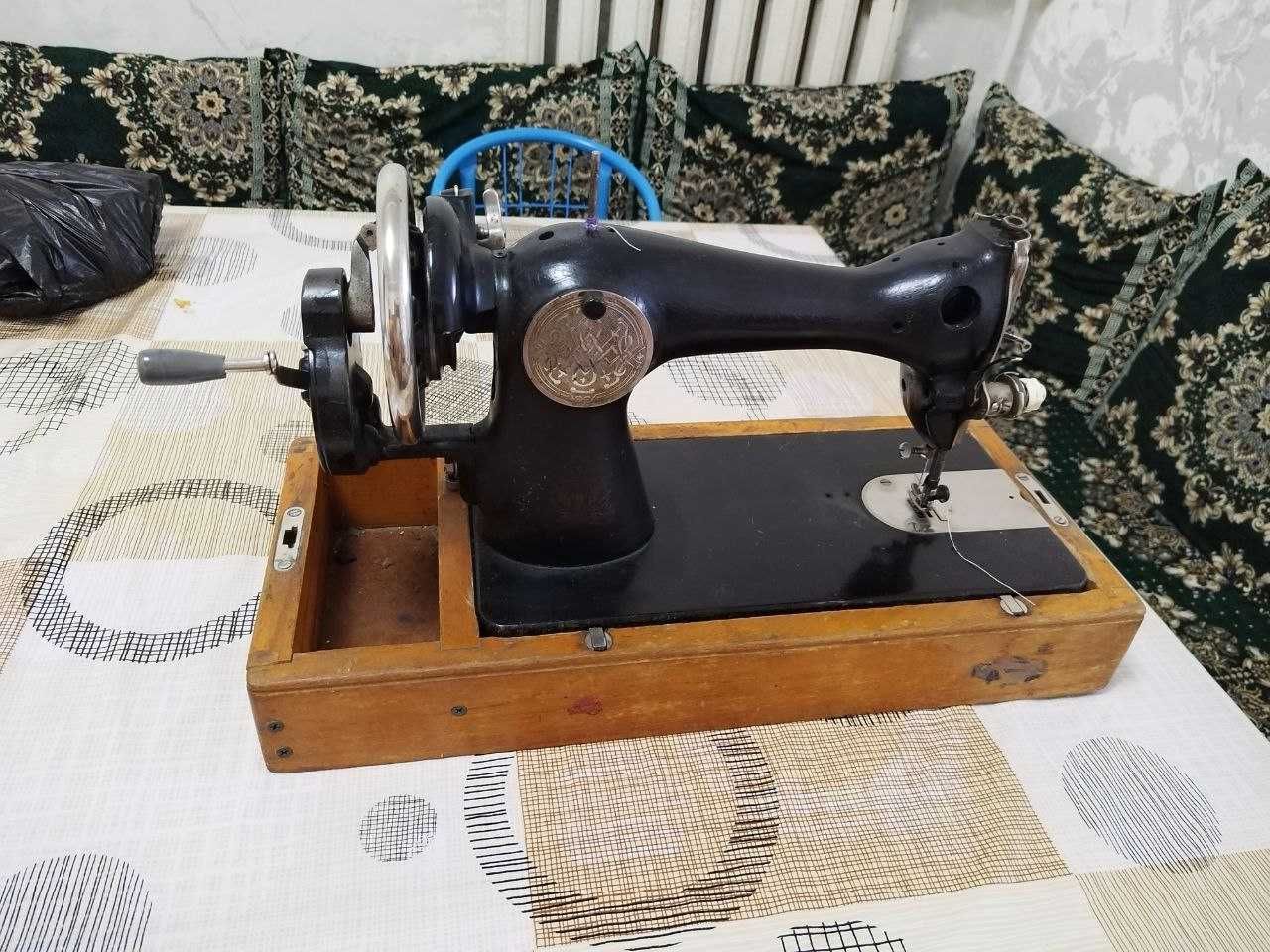 Шевейни машинка. тикув машина