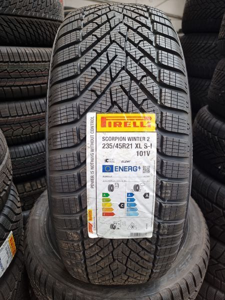 235/45/21 Pirelli 4piese