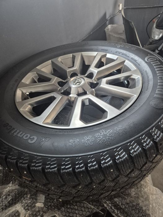 Шины с диском от Прадо 150