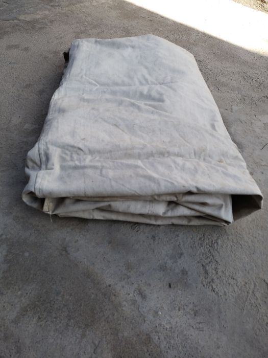 Брезент б/у  4,70м на 4,40м