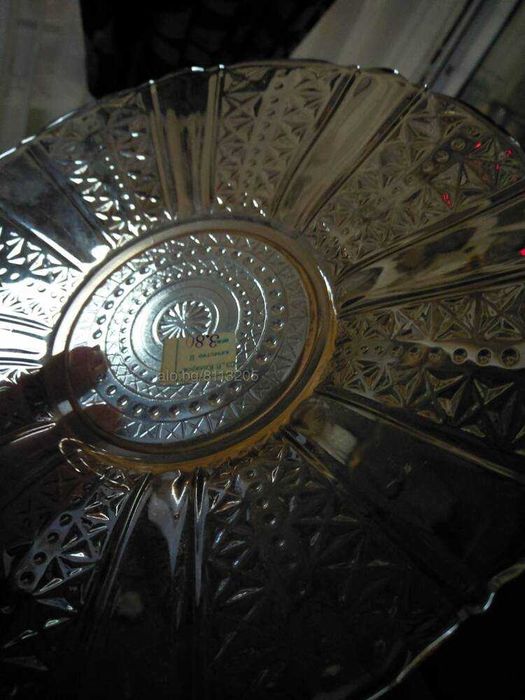 Стъклена чиния, Стъкларен завод В Каларов