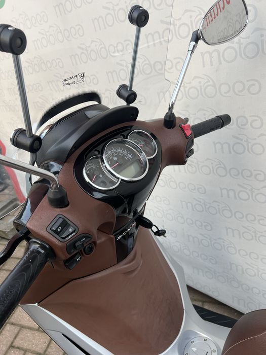 Motoideea vinde PIAGGIO BEVERLY 300  IE 2014  Rate  Garantie
