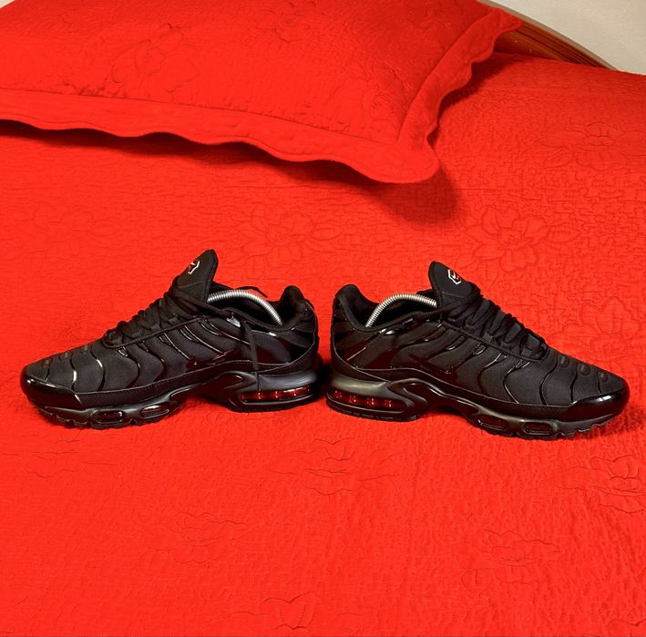 Se vand Nike Air Max Plus TN Black, Noi, marime 44